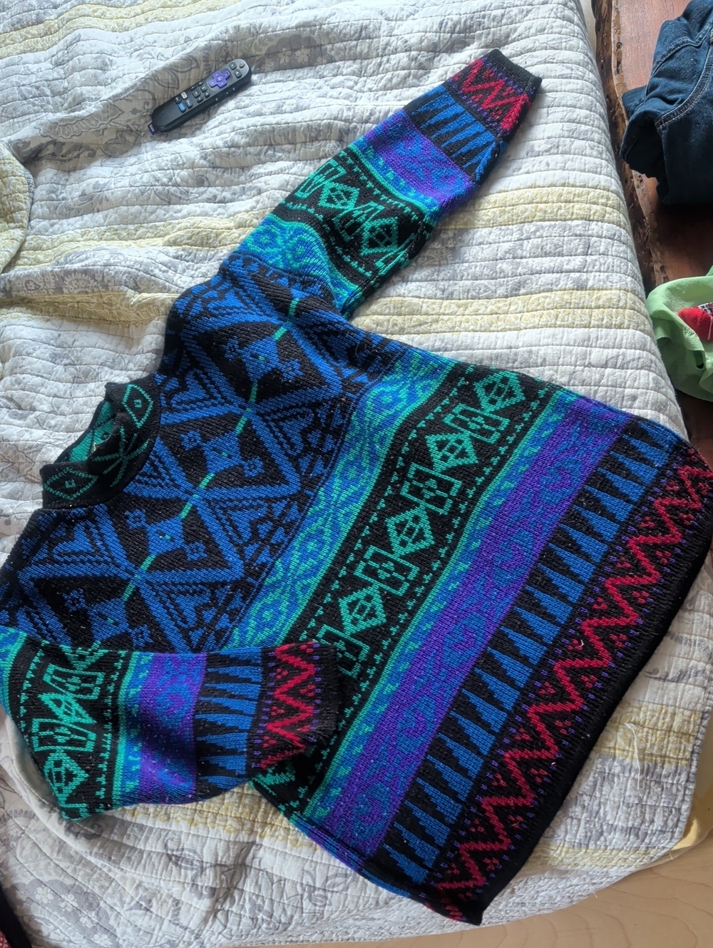 Vintage Colorblock Aztec Pattern Knit Sweater - Black, Blue, Teal, Purple, Red